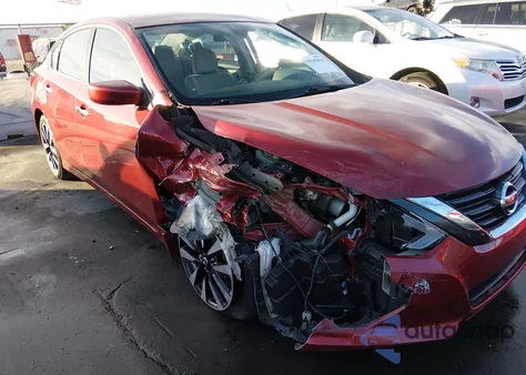 2017 Nissan Altima 2.5 S z USA, uszkodzony, nr VIN 1N4AL3AP5HN329175